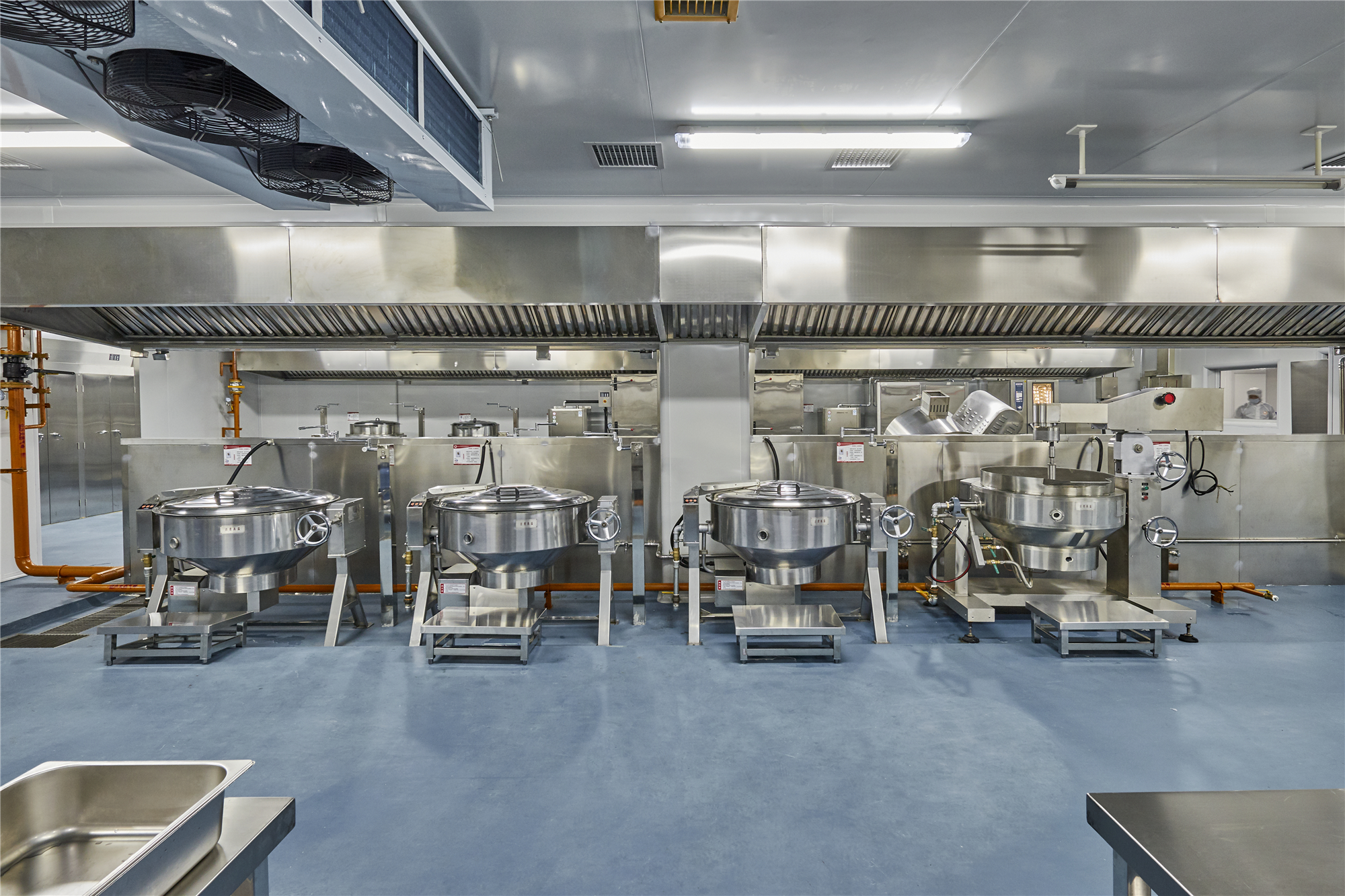 鼎和盛集团欢筷中央厨房 为学生打造放心、健康、营养的校园餐食